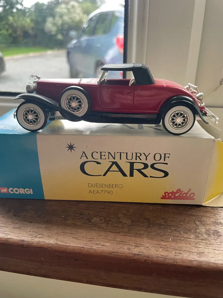 Diecast model cars - Image 1