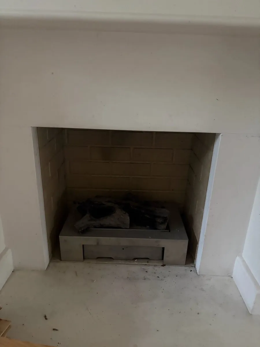 Fireplace - Image 4