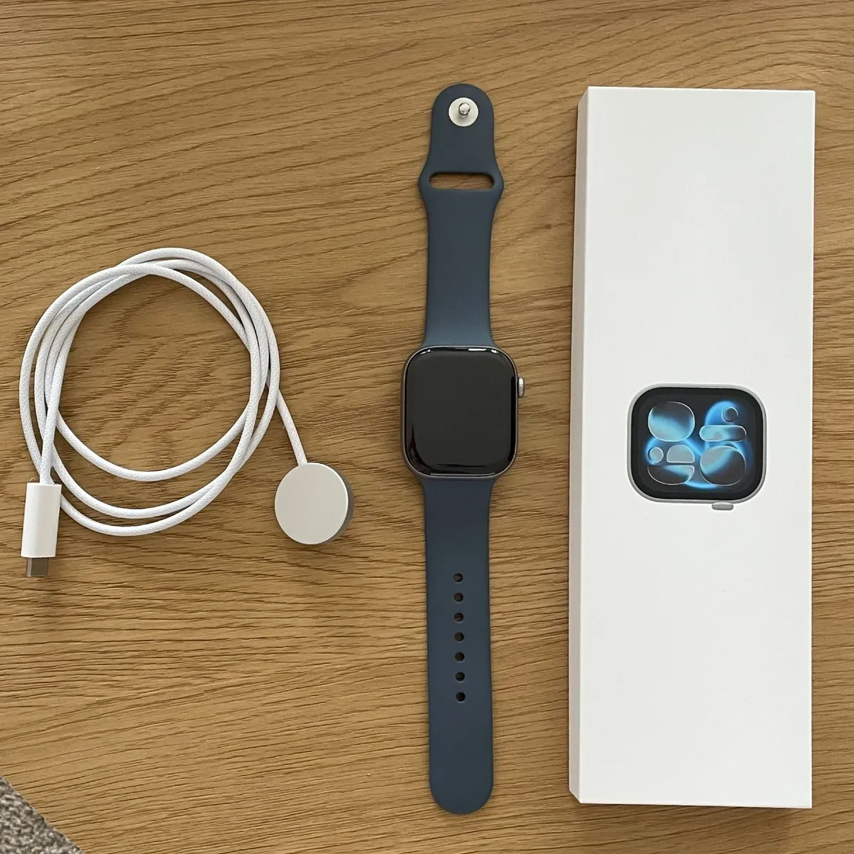 Apple Watch Series 11 46mm Cellular & AppleCare+ - Image 2