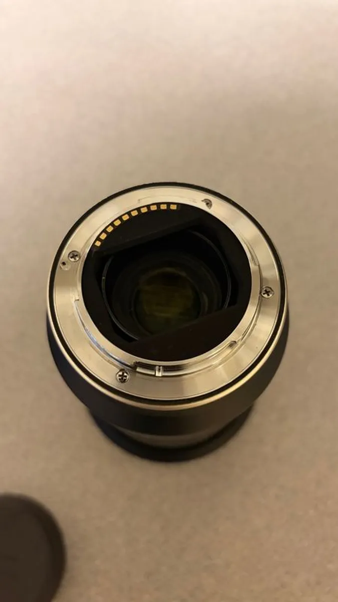 Tamron Camera Lens - Image 3