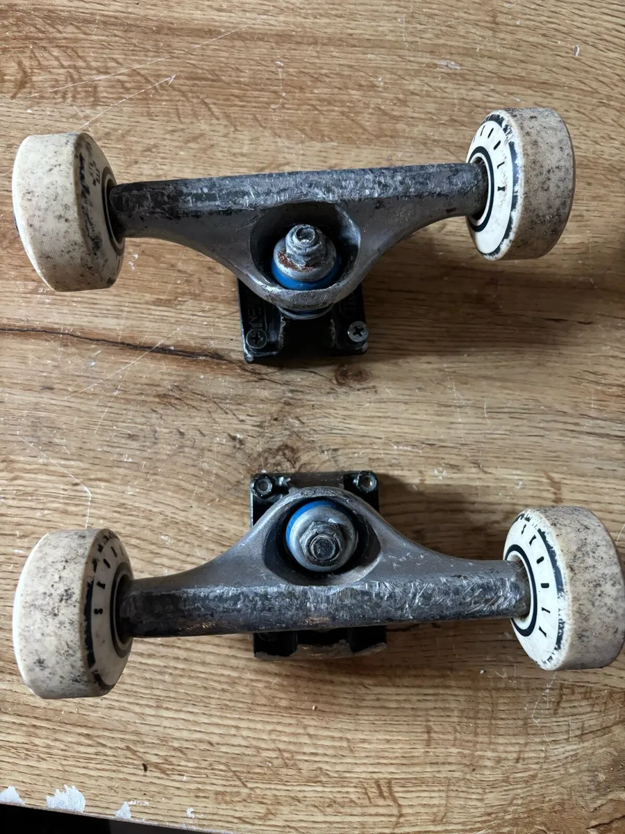 Independent Truck Co Skateboard Trucks - Image 3