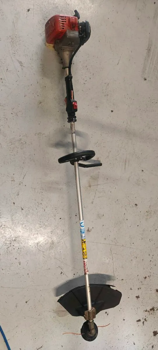 Mitsubishi grass trimmer - Image 1