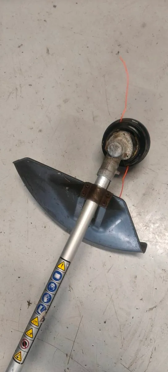 Stiga grass trimmer - Image 4