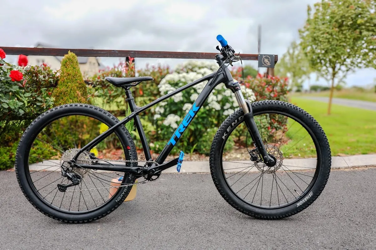 Trek rosco 6 mountain bike - Image 1