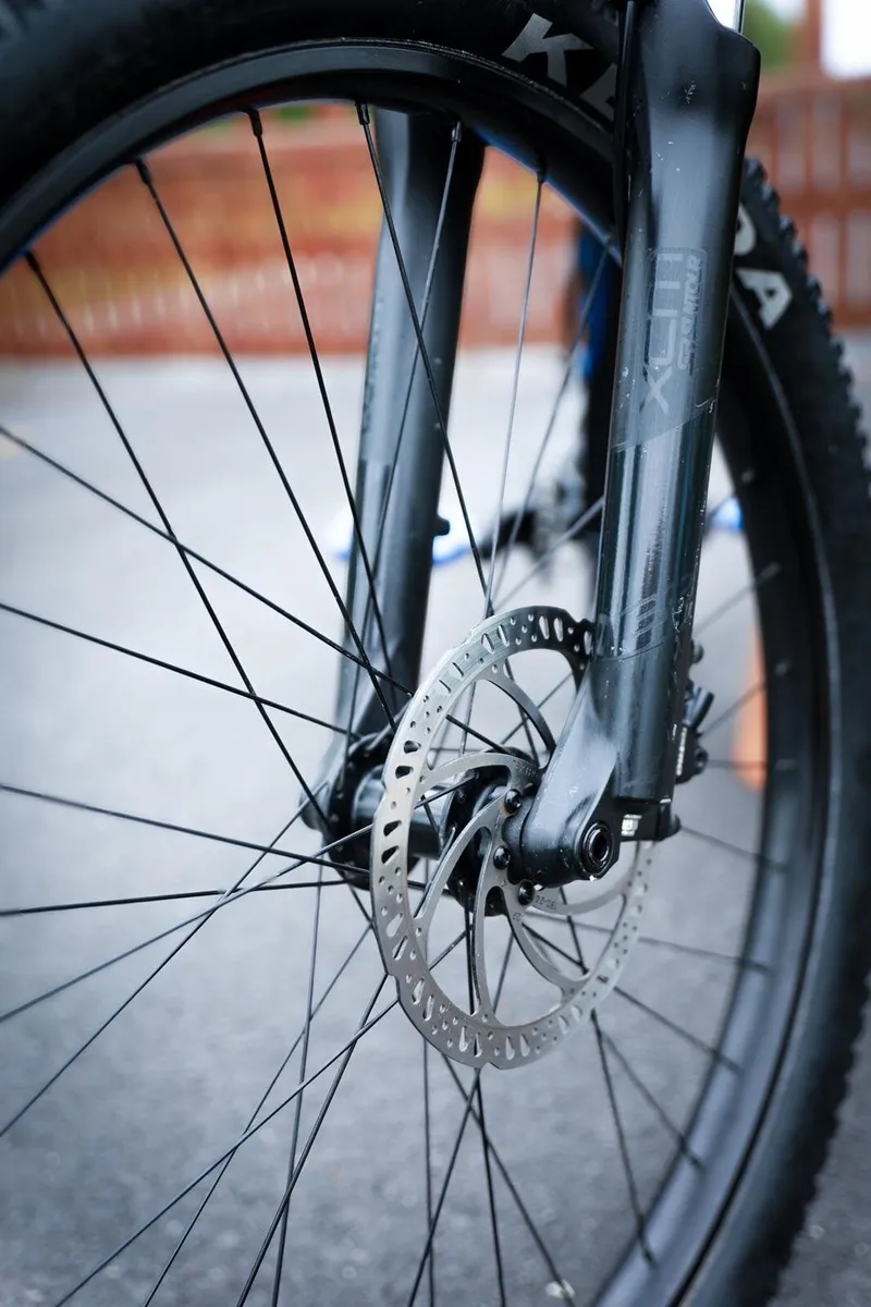 Trek rosco 6 mountain bike - Image 3