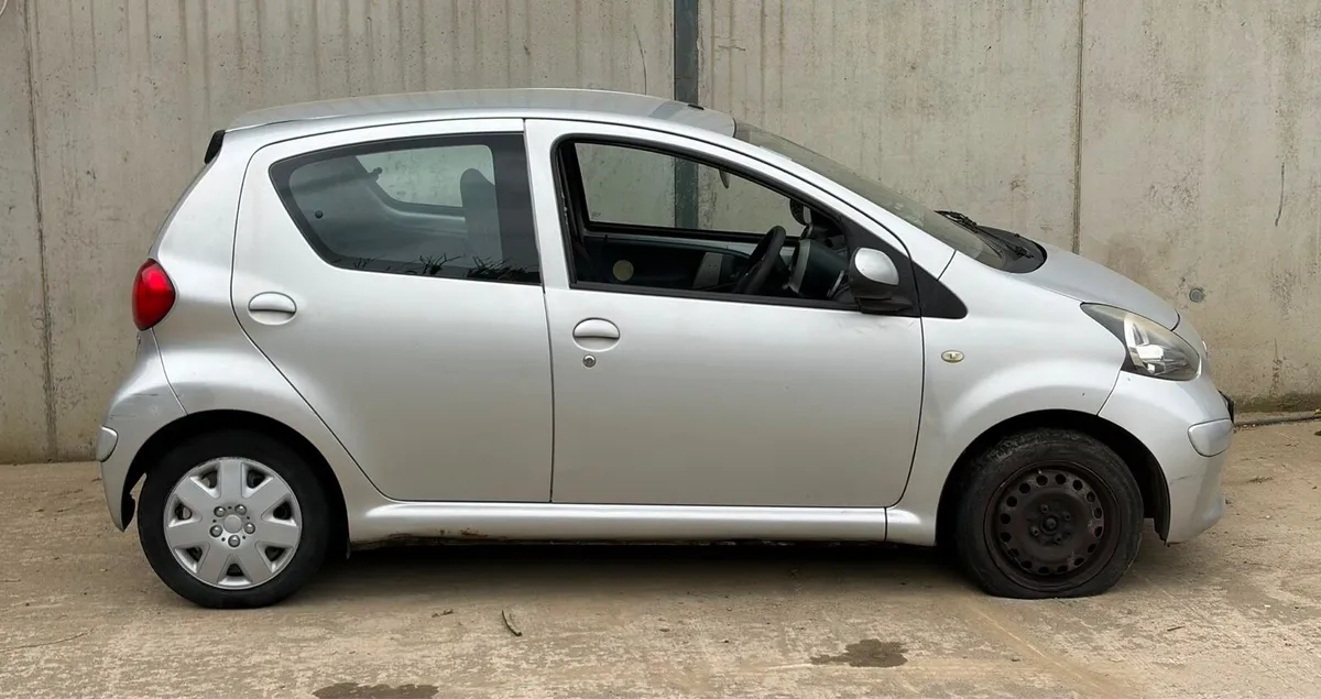 2008 Toyota Aygo parts - Image 3
