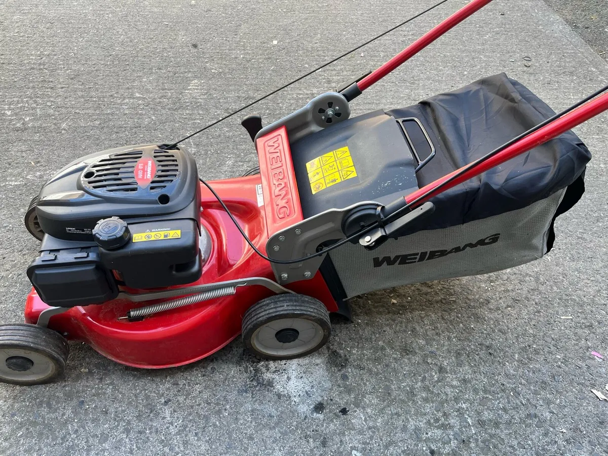 Used 18” weibang push petrol lawnmower - Image 2