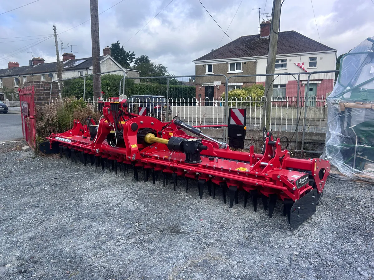 NEW KVERNELAND POWER HARROW - Image 3