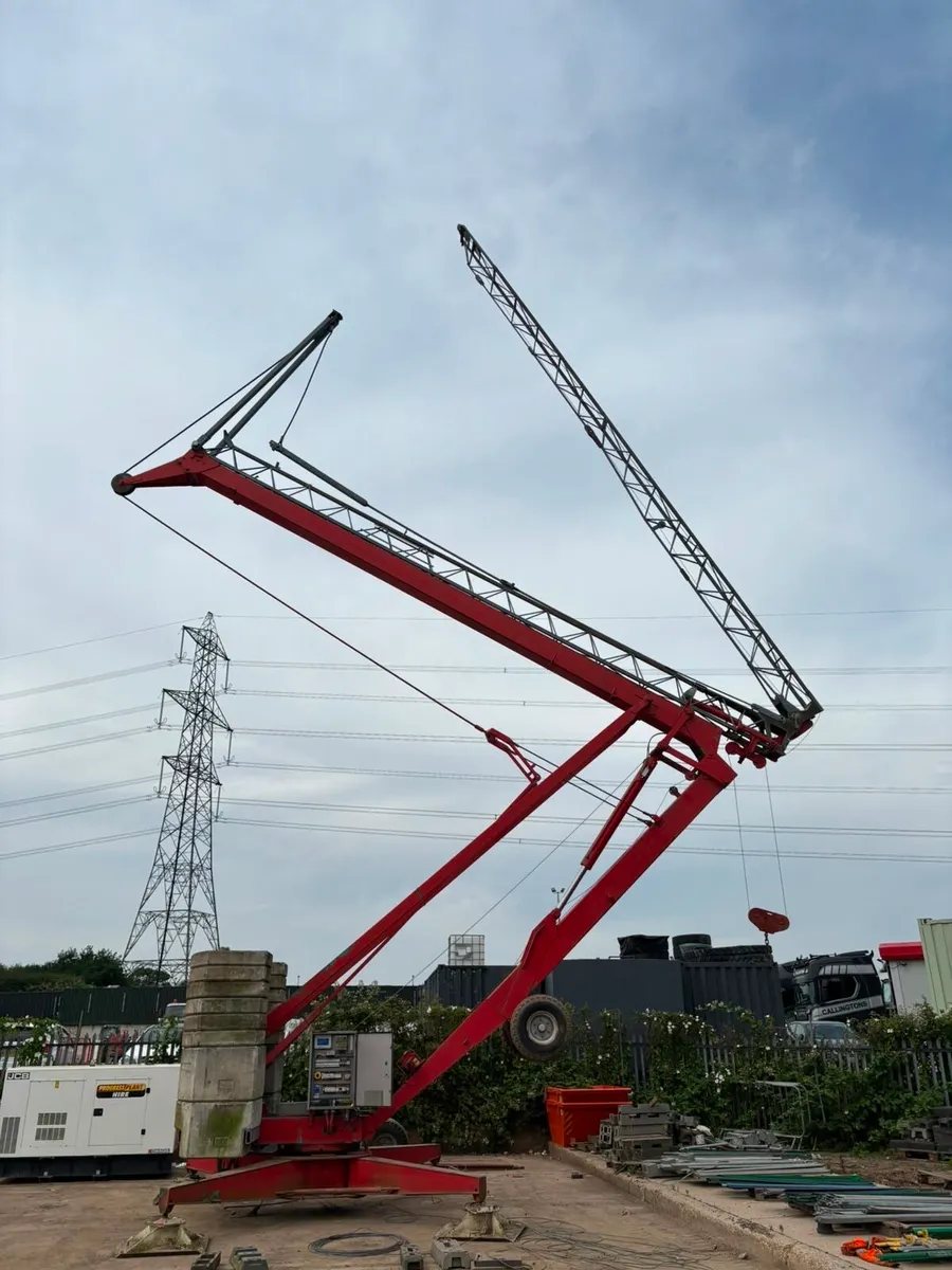Self erecting tower crane - Image 2