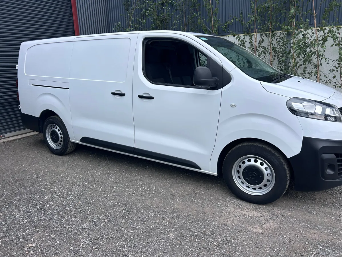 2023 Opel Vivaro ‘LWB - Air con etc - Image 2