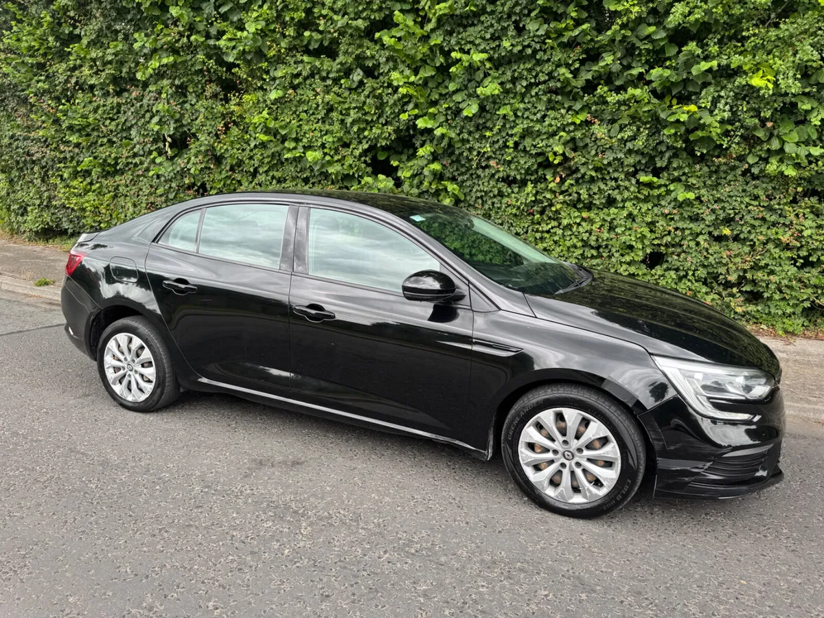 Renault Megane - Image 2