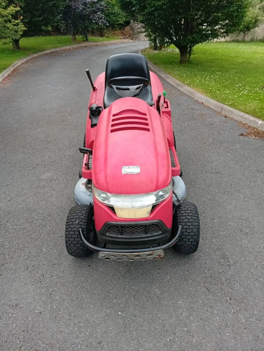 Honda Hf2417 Ride on mower - Image 1