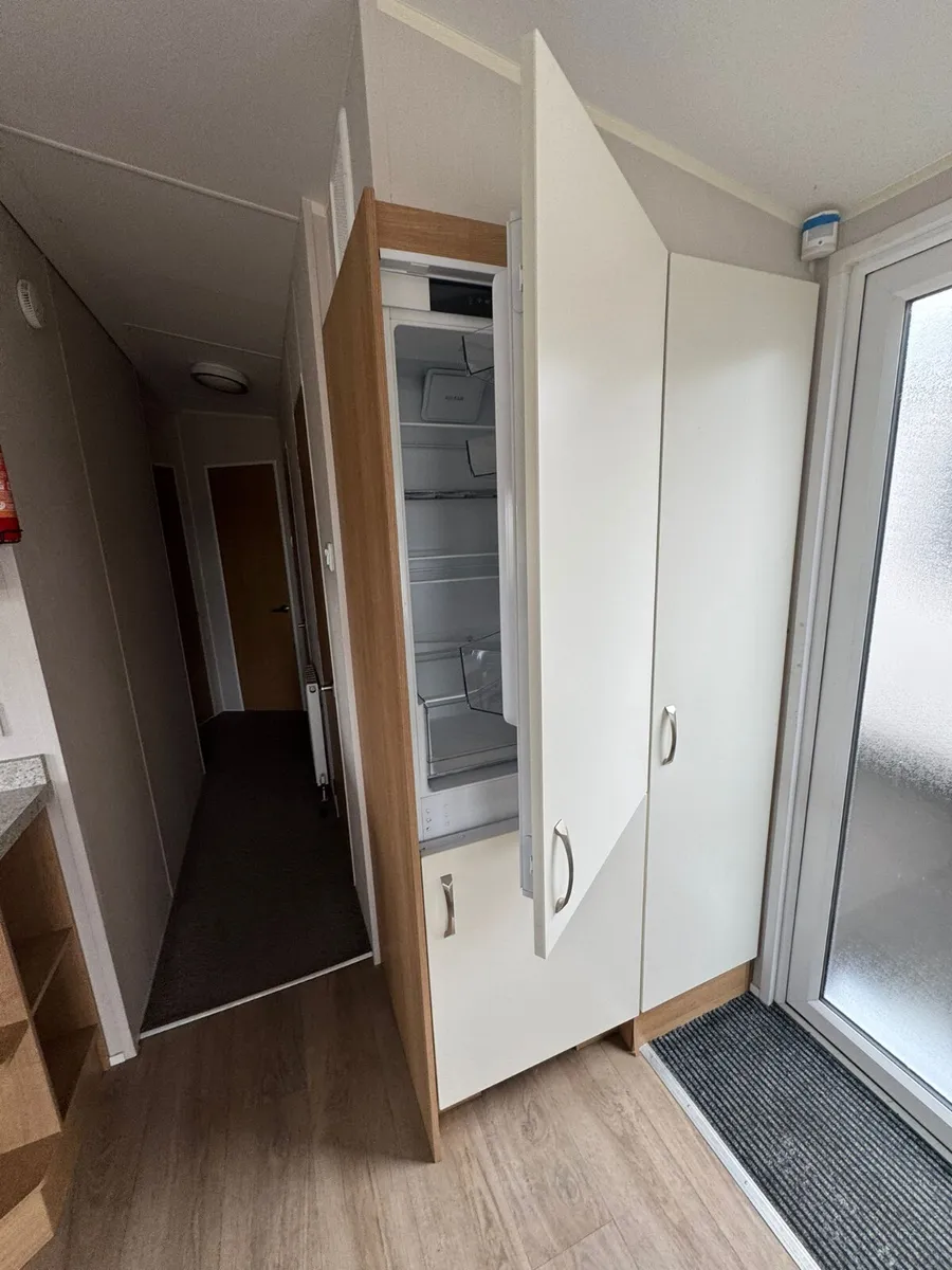 2016 Willerby Sierra – 36ft x 12ft - Image 4