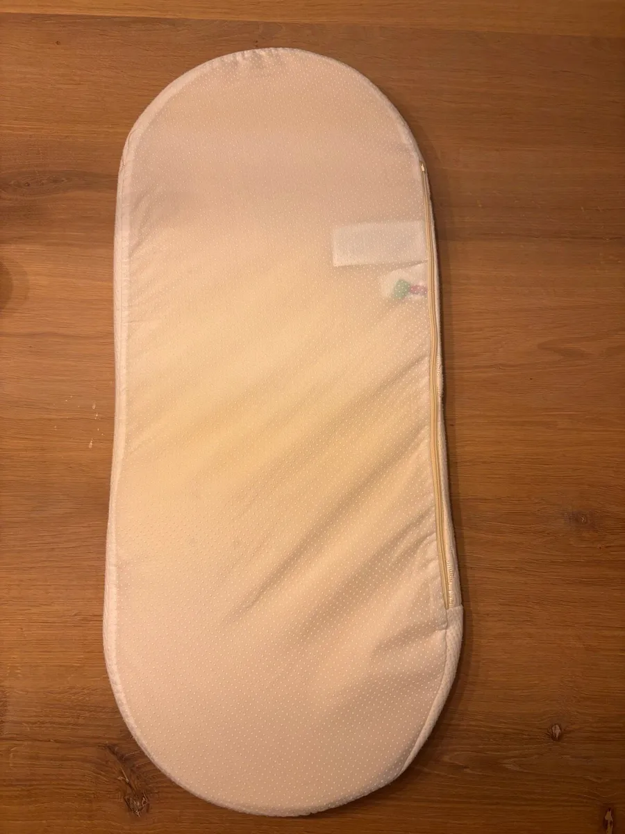 Cleva Mama Moses Basket Mattress - Image 2