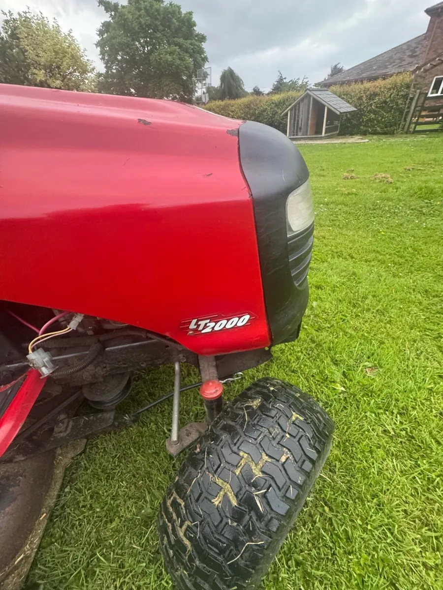 Ride on lawnmower, l2000 - Image 2