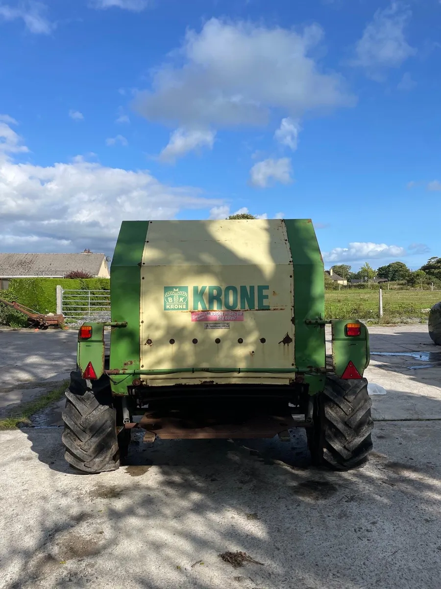 Krone Roundpack 1250 and Conor Wrapper - Image 4