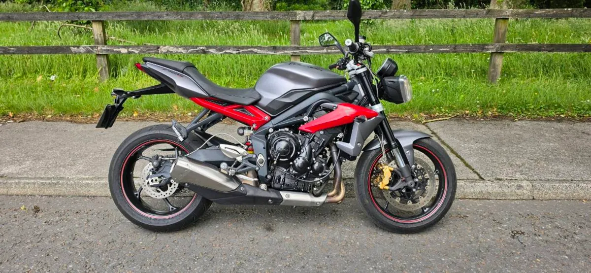 2013 Triumph Street Triple 675 - Image 1