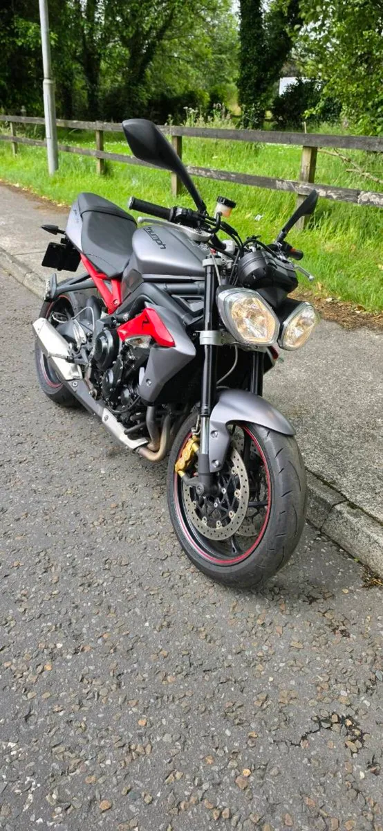 2013 Triumph Street Triple 675 - Image 2