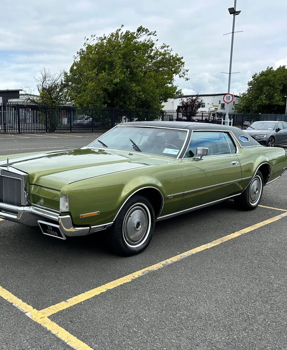 Lincoln Continental Mark IV - Image 2