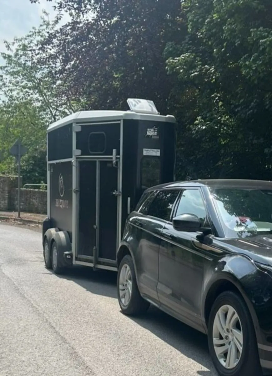 Ifor Williams 506 horsebox - Image 1