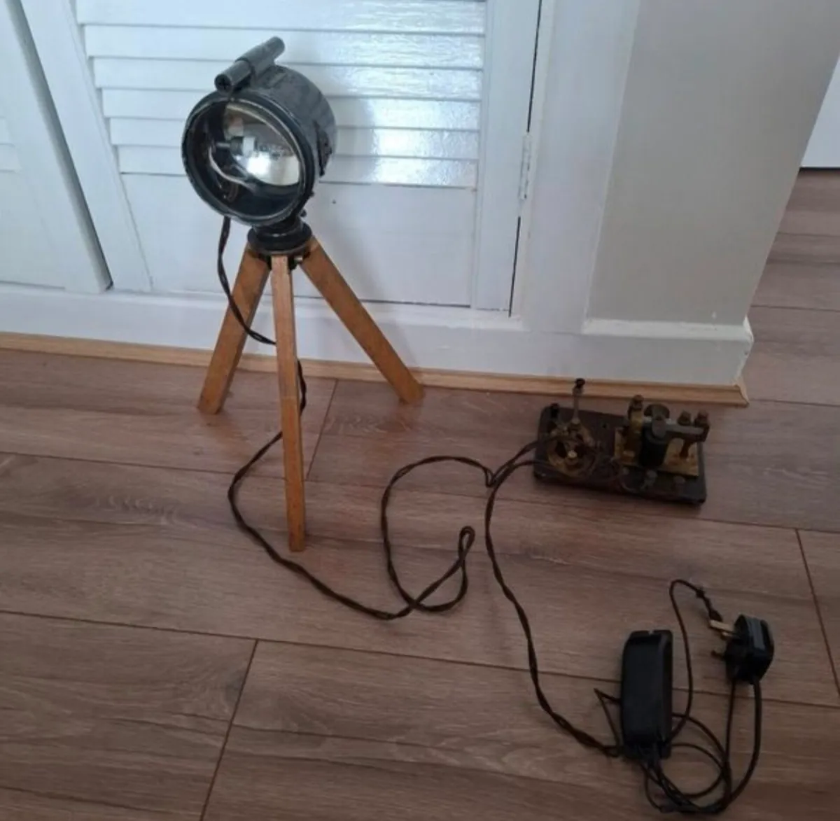 Saorstat Eireann Morse Code Signalling Light - Image 1