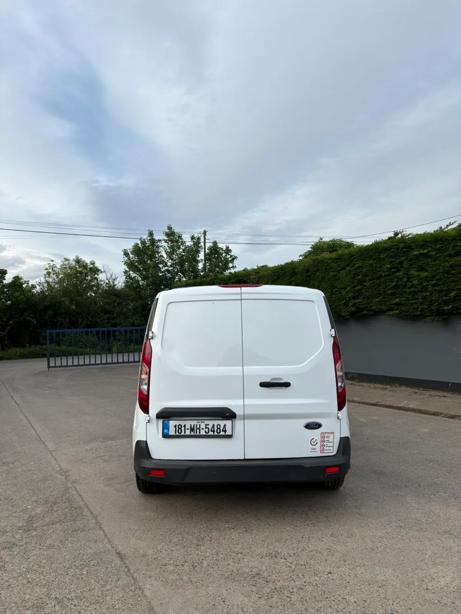 Van - Image 2