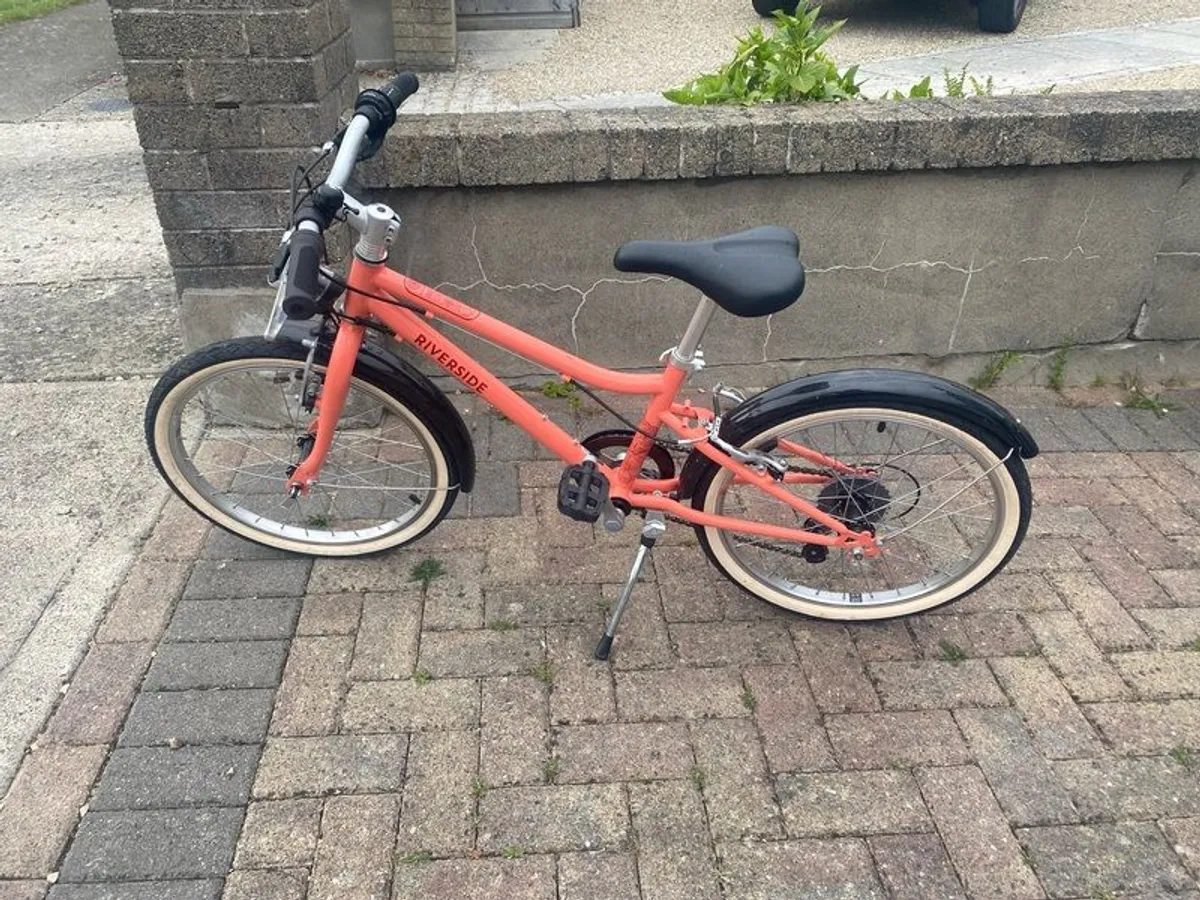 girls bike - Image 2