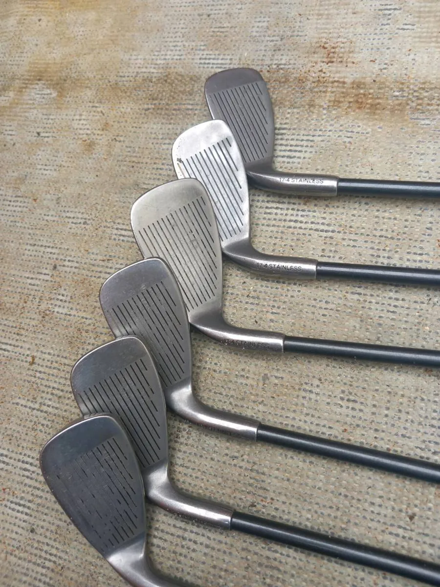 Lynx Golf irons.  Right handed clubs. - Image 3