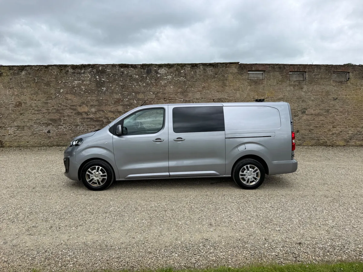 Vauxhall Vivaro crew cab - Image 3