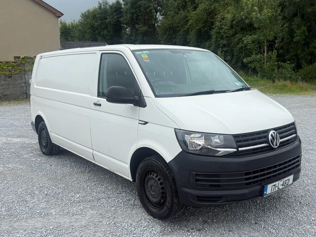 2017 Volkswagen Transporter - Image 2