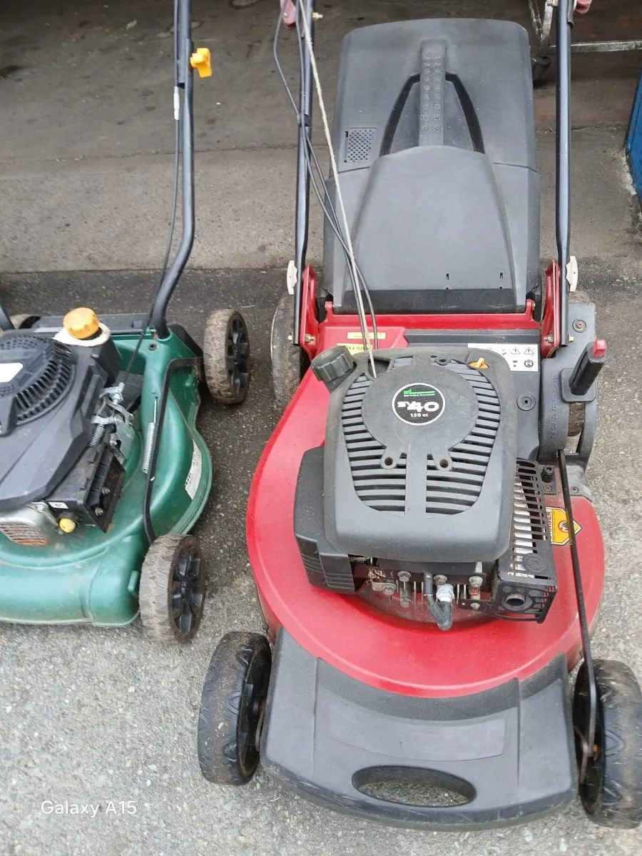 GARDEN WORLD MOWER