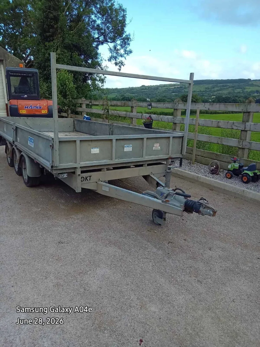 Dale Kane Tri-Axle Drop Side Trailer - Image 1
