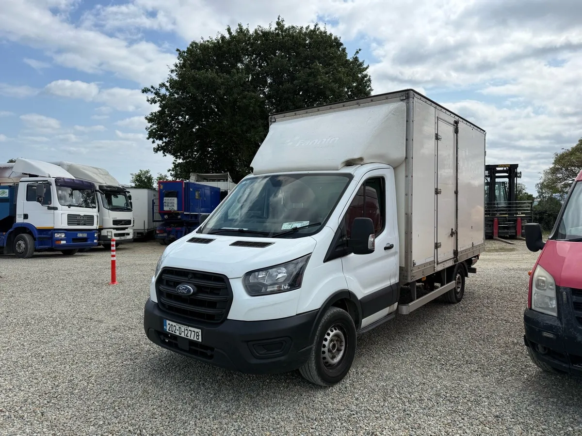 Ford transit Luton box van - Image 1