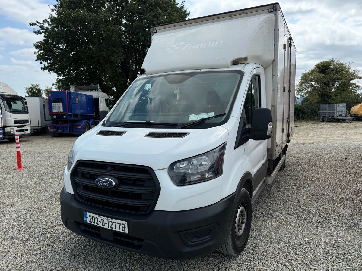 Ford transit Luton box van - Image 3