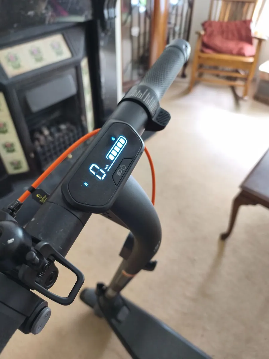 Scooter - Image 2
