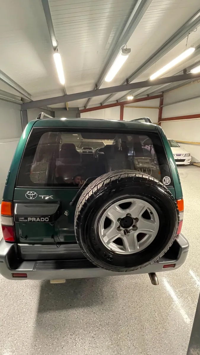 Toyota Landcruiser - Image 4