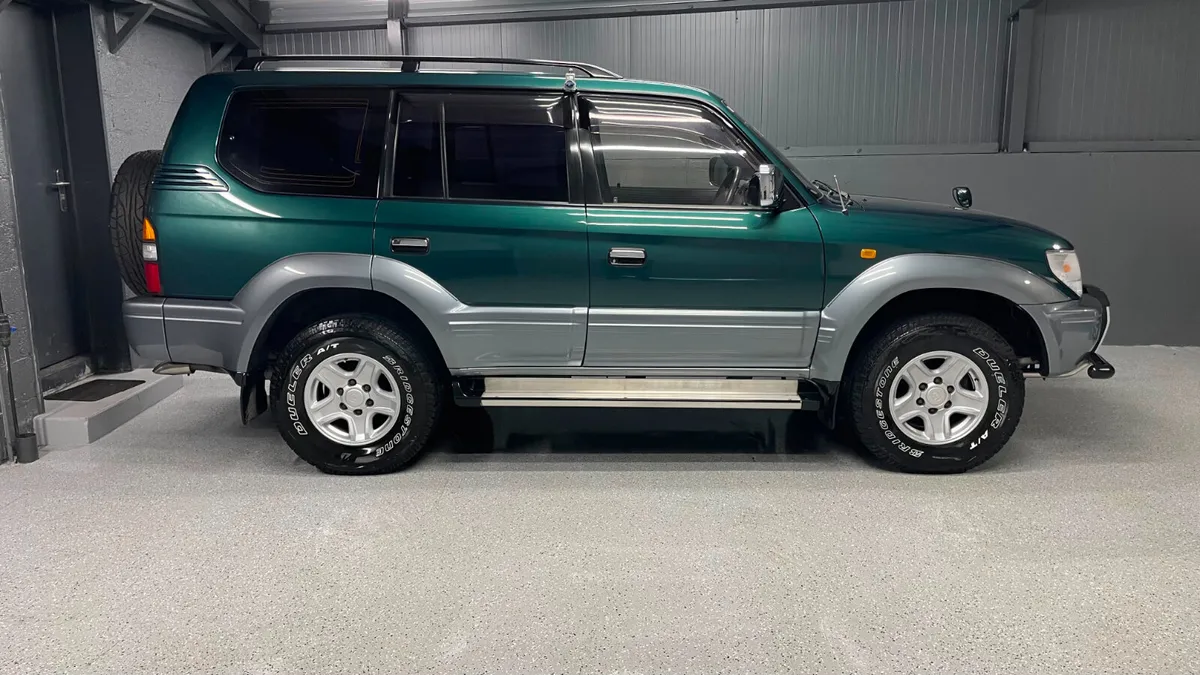 Toyota Landcruiser - Image 1