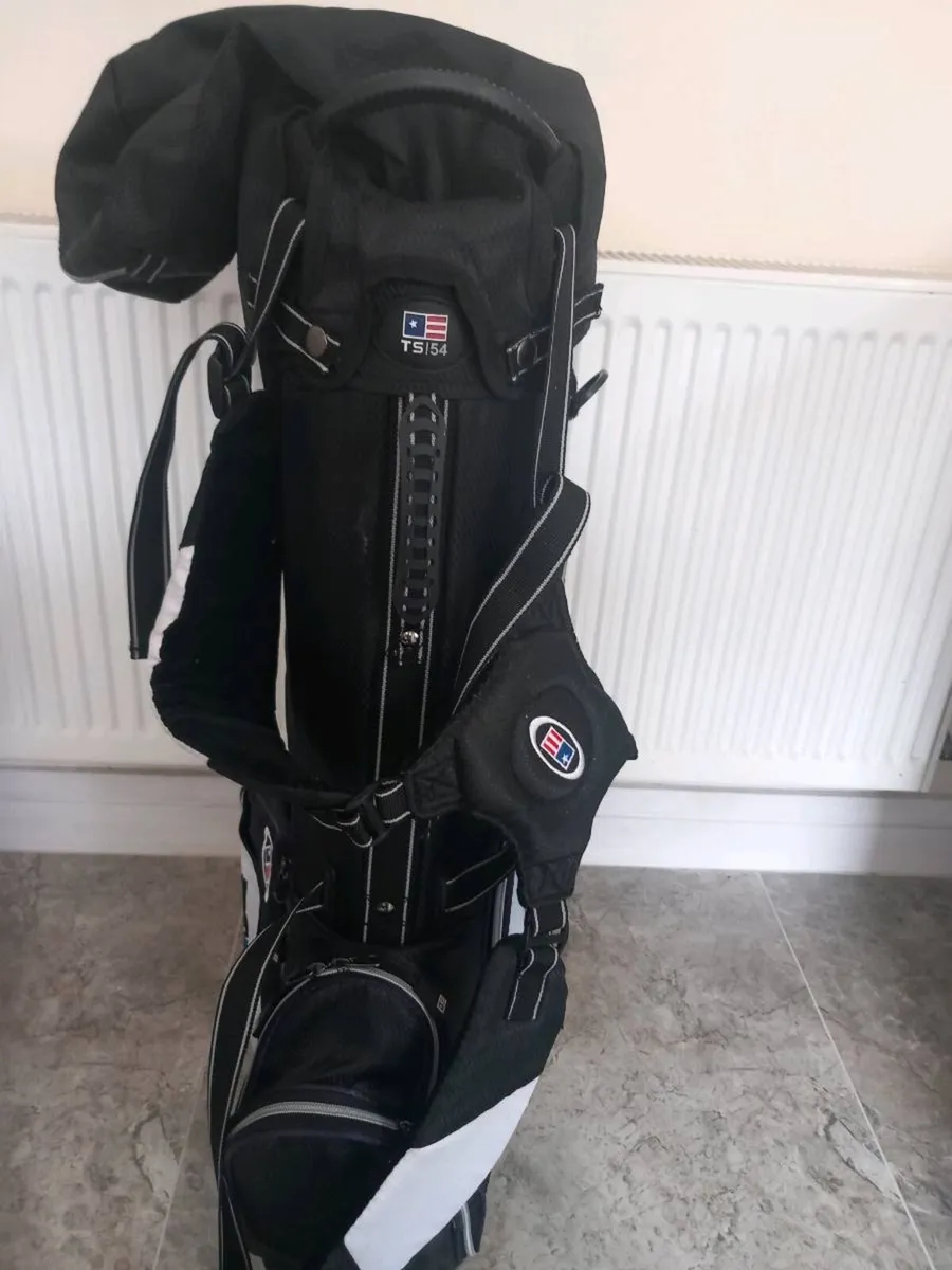 USA Kids golf bag with stand. - Image 4