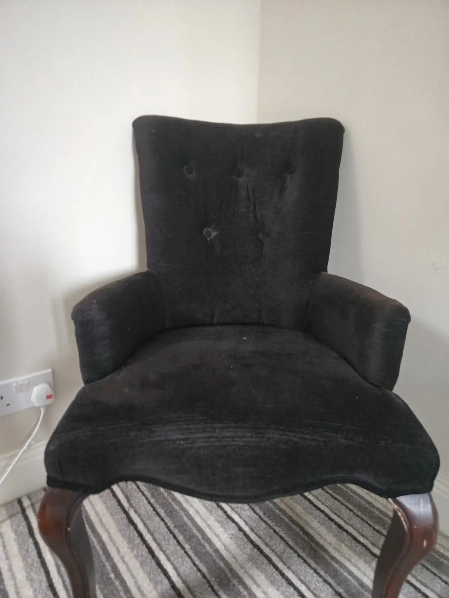 Bedroom chair black - Image 1