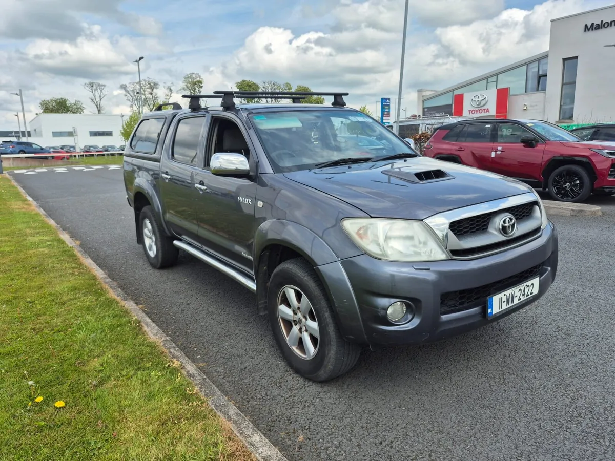 2011 TOYOTA HILUX 3.0D4D NEW CRVT - Image 2