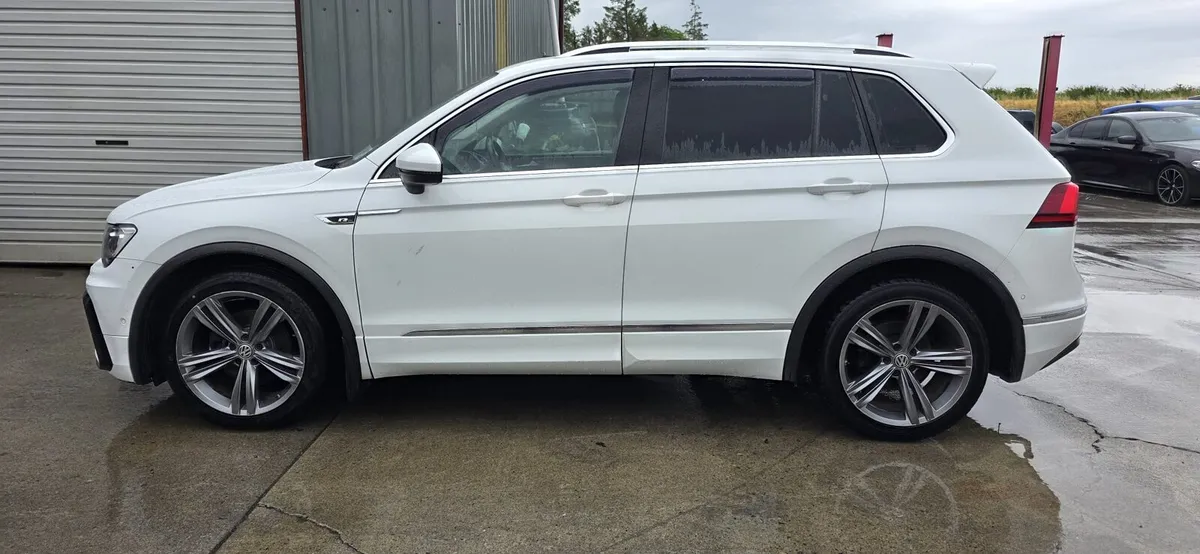 172 VW TIGUAN R-LINE - Image 4