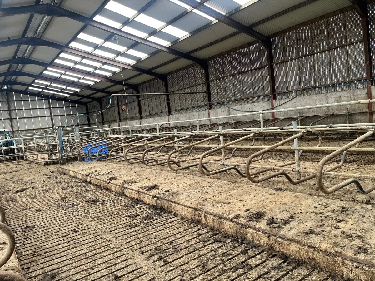 Concrete precast cubicle beds - Image 3