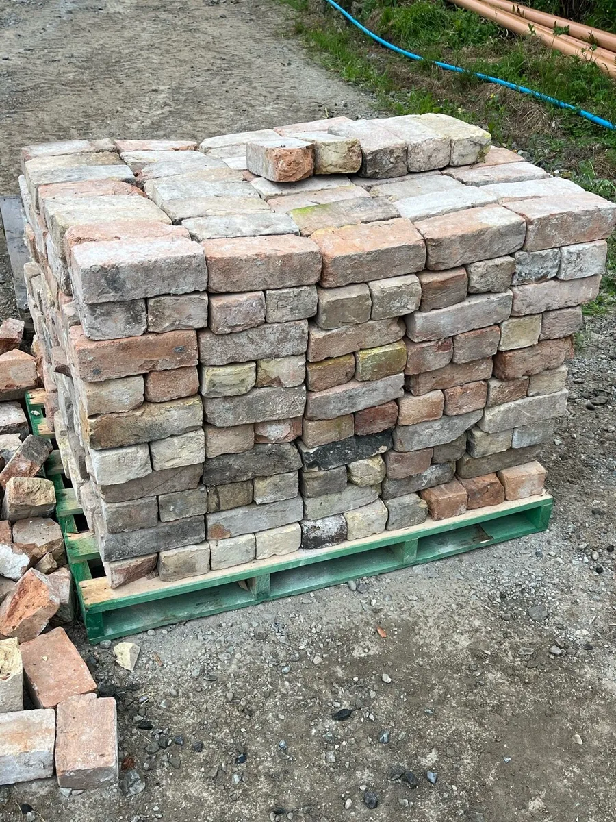 Reclaimed bricks - Image 3