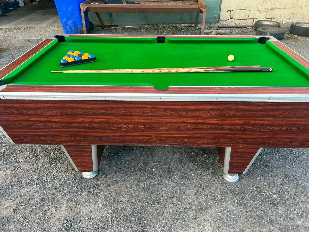 Pool table - Image 4