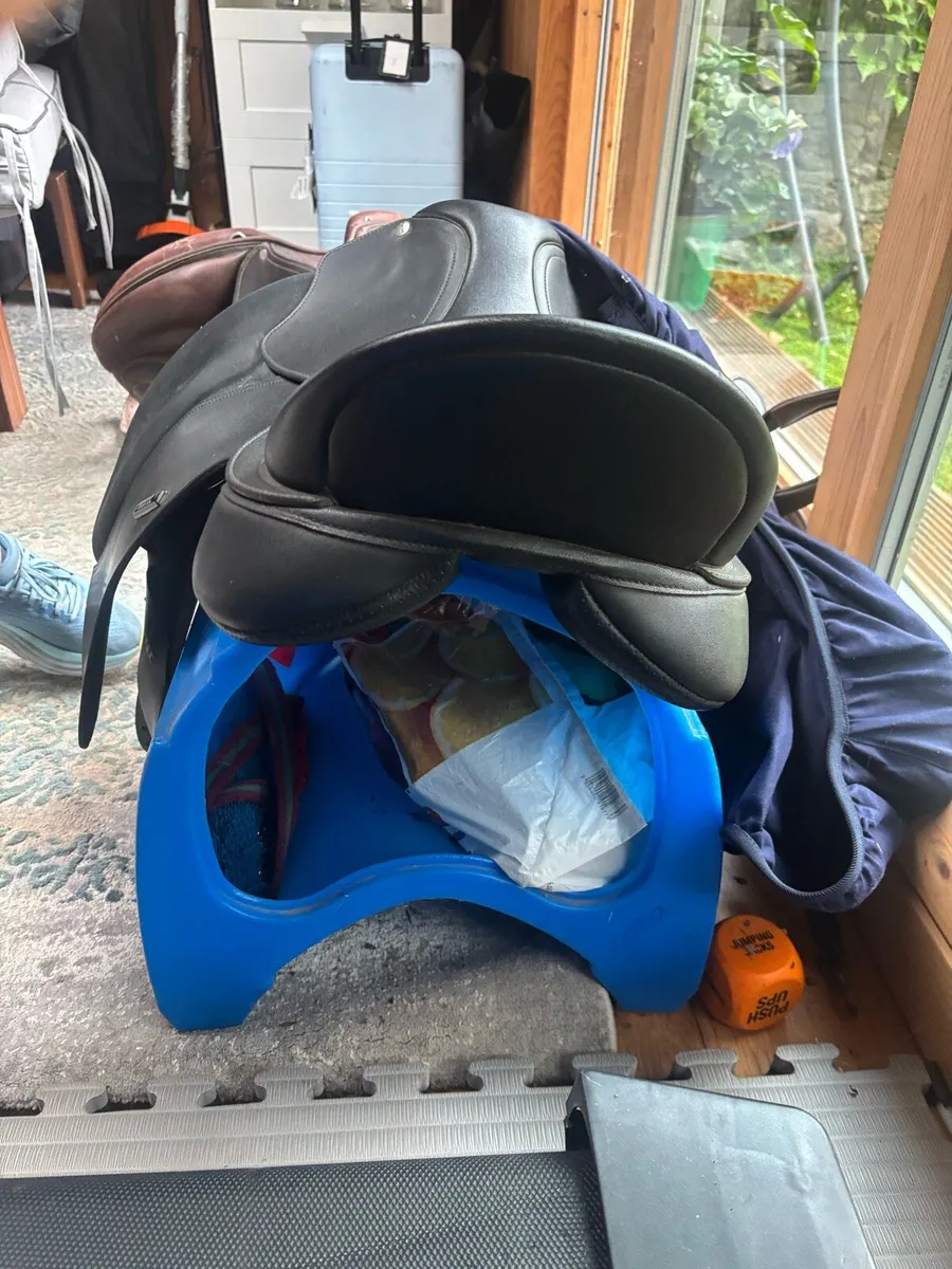 Dressage saddle - Image 3