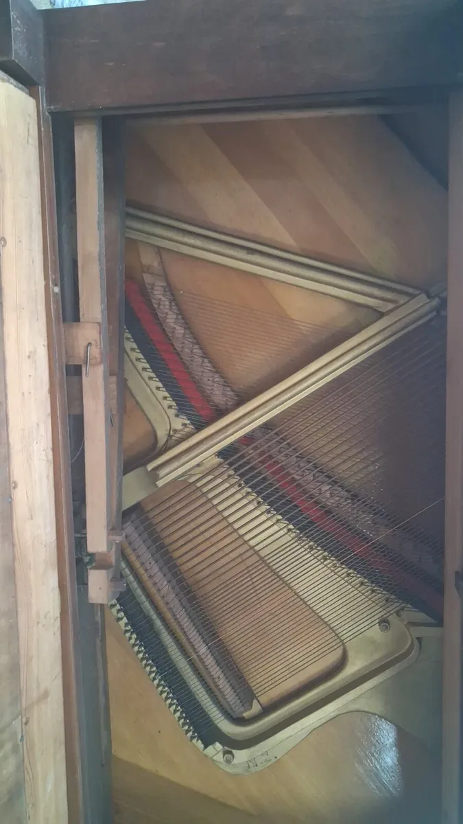 Piano - Image 2