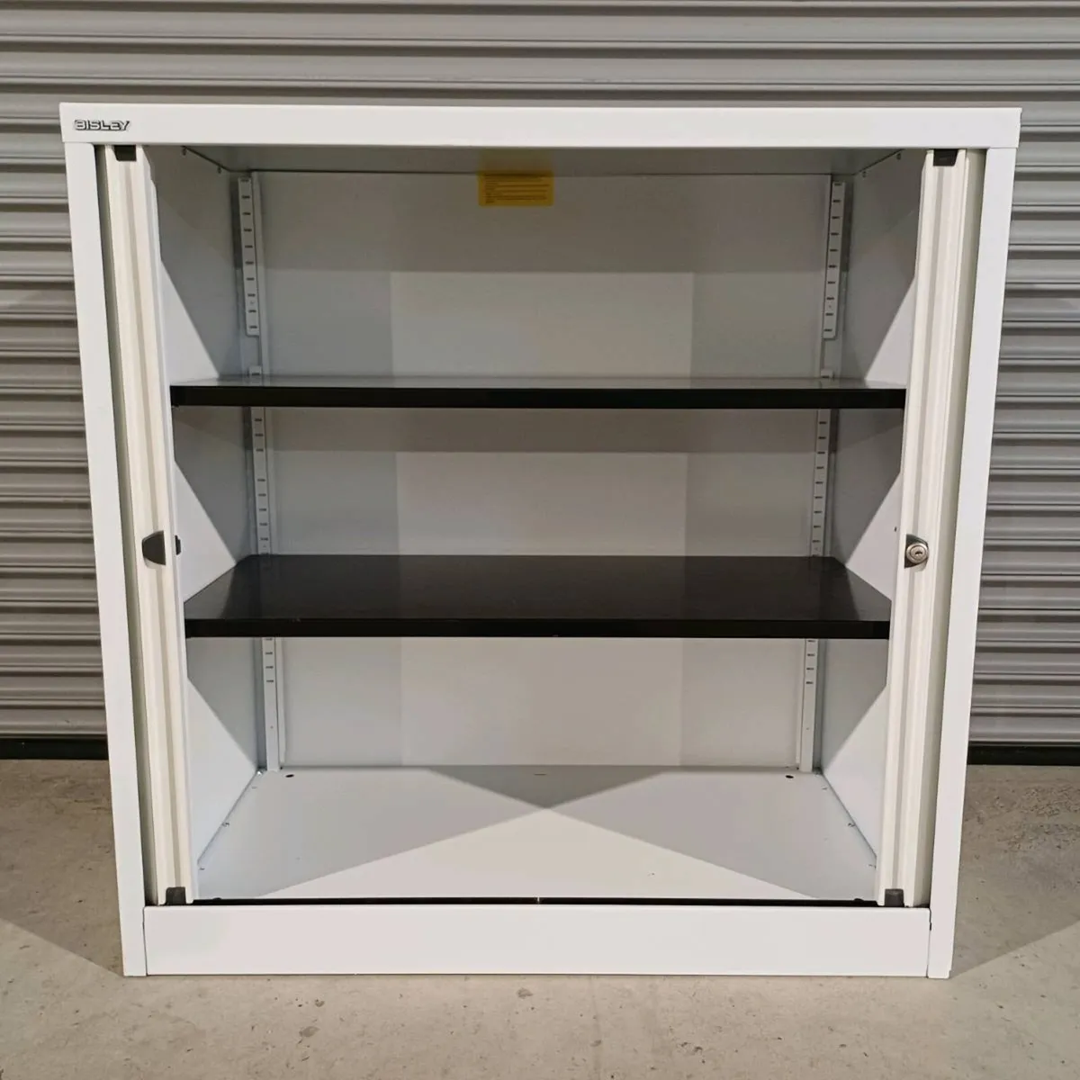 1m Bisley Chalk White Steel Tambour Cabinet - Image 4