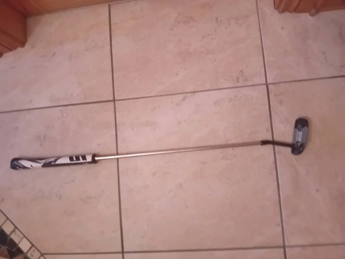 Right-Handed Golf Clubs - Image 3
