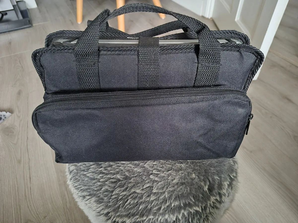 Portable DVD Player - Image 4