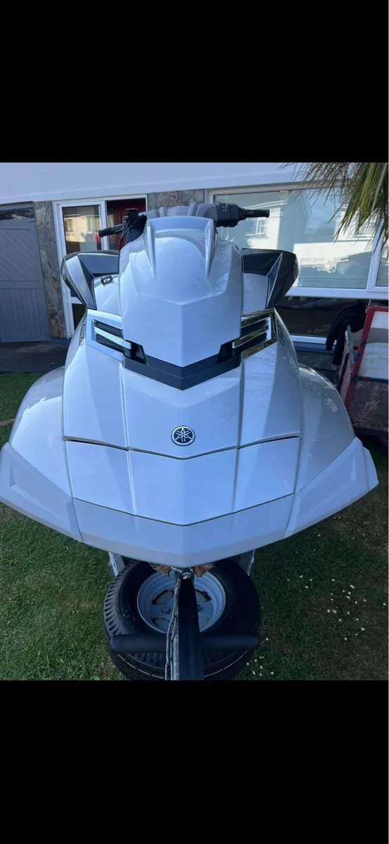 Yamaha FX HO Cruiser 2013 - Image 4